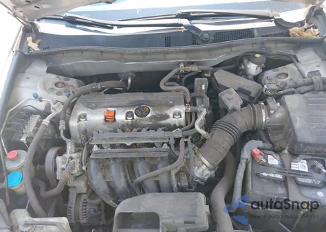 2011 Honda Accord 2.4 Se из США, поврежденный, VIN 1HGCP2F61BA096137